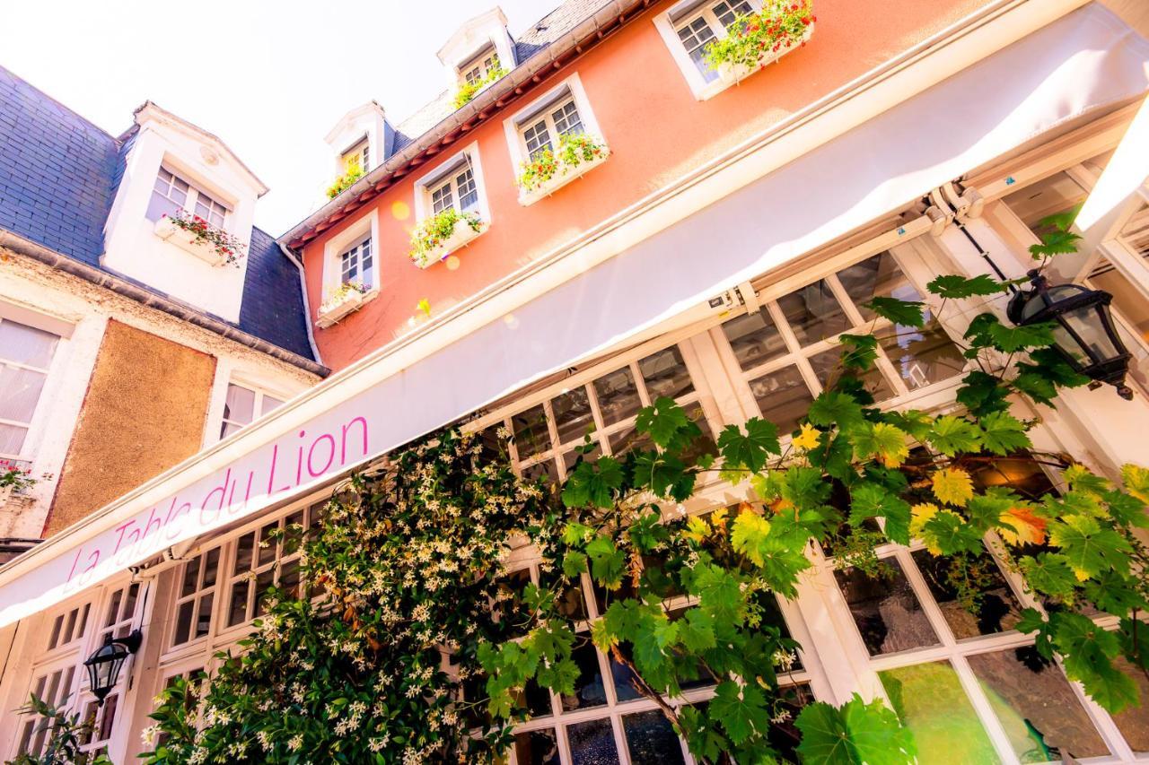 Hotel Le Lion D'Or Et Restaurant La Table Du Lion Μπαγιέ Εξωτερικό φωτογραφία